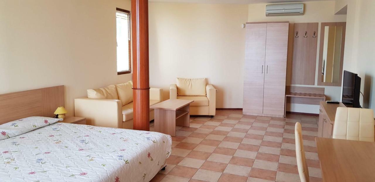 Kaya Apartment